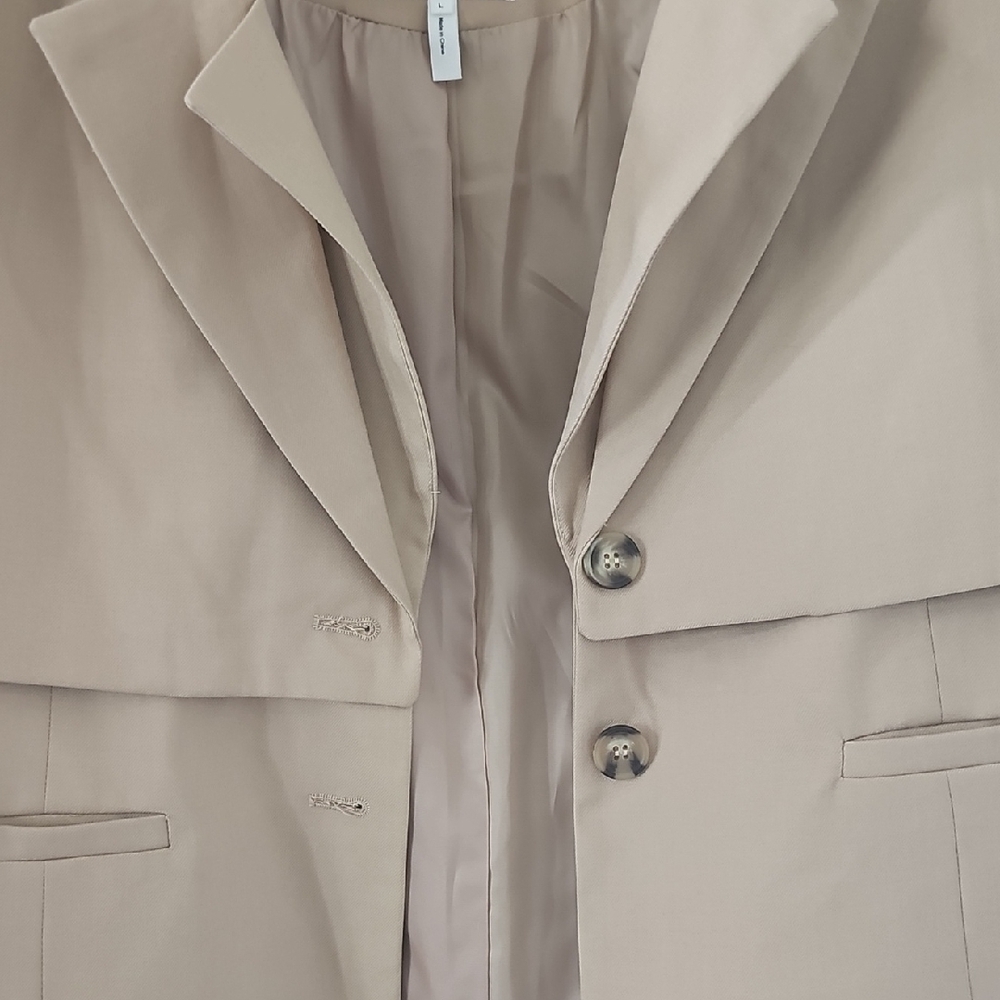 Avec Les Filles Women's Jacket - Picture 2 of 6